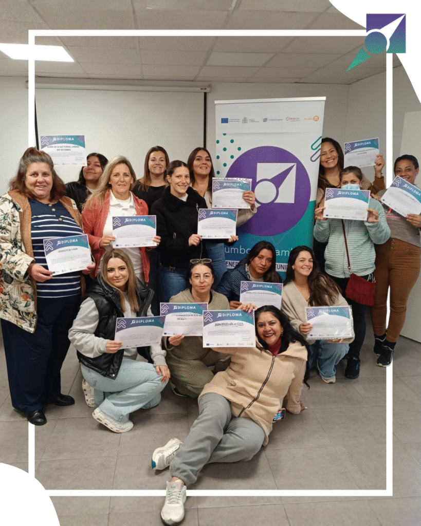 Entrega de diplomas del curso de Atención sociosanitaria a personas dependientes en el domicilio - 3